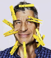   (Maurizio Cattelan)