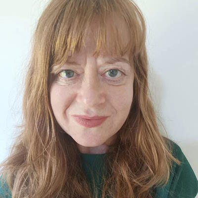 ���� ��� (Ashley Sheil)