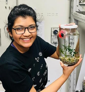 ����� ��� (Upama Aich)