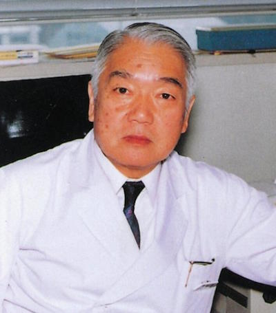 ������� ���� (Tokuji Unno)